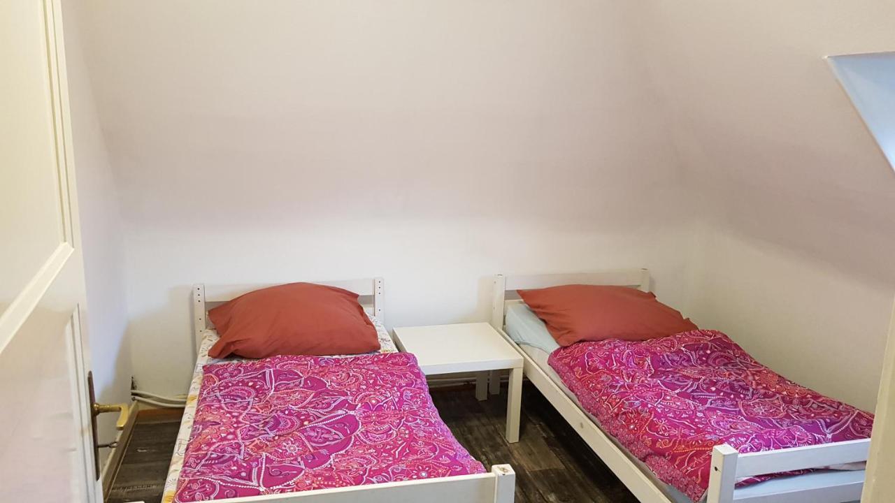 Handwerker Unterkunft Monteurzimmer Mit Gemeinschaftsbad In Brebach 萨尔布吕肯 外观 照片